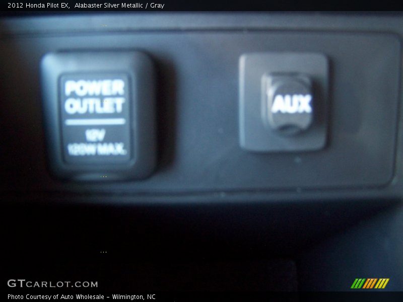 Alabaster Silver Metallic / Gray 2012 Honda Pilot EX