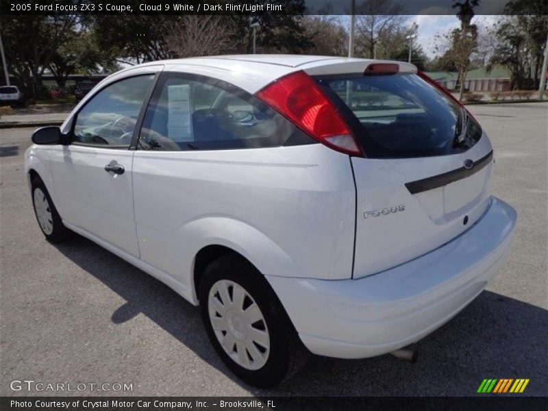 Cloud 9 White / Dark Flint/Light Flint 2005 Ford Focus ZX3 S Coupe