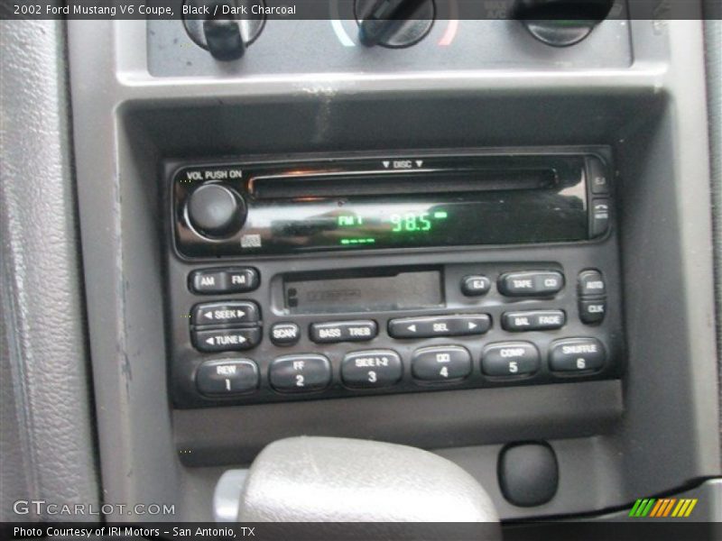 Black / Dark Charcoal 2002 Ford Mustang V6 Coupe