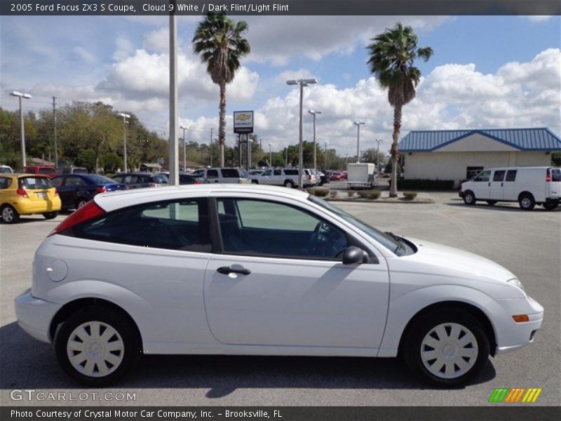 Cloud 9 White / Dark Flint/Light Flint 2005 Ford Focus ZX3 S Coupe