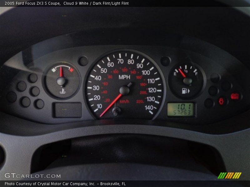 Cloud 9 White / Dark Flint/Light Flint 2005 Ford Focus ZX3 S Coupe