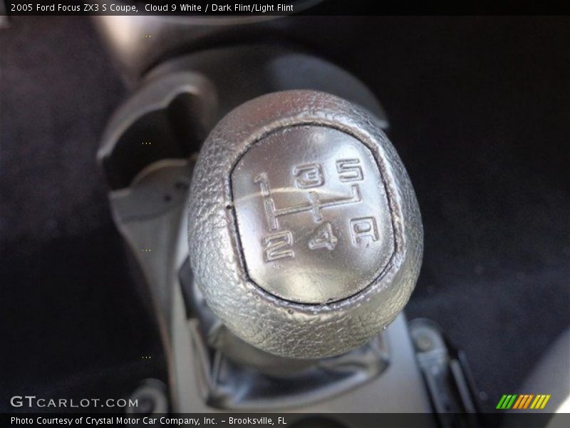 Cloud 9 White / Dark Flint/Light Flint 2005 Ford Focus ZX3 S Coupe