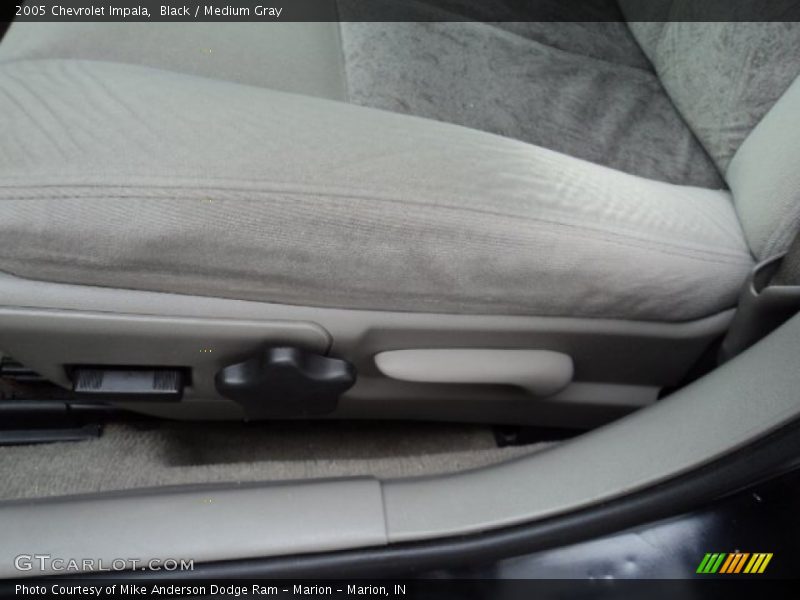 Black / Medium Gray 2005 Chevrolet Impala