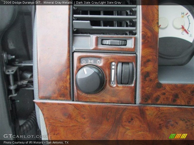 Mineral Gray Metallic / Dark Slate Gray/Light Slate Gray 2006 Dodge Durango SXT