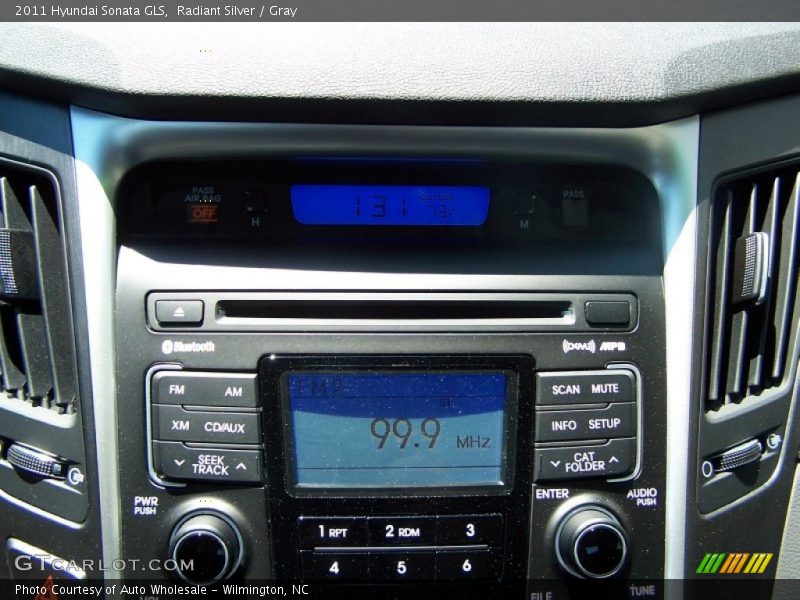 Radiant Silver / Gray 2011 Hyundai Sonata GLS