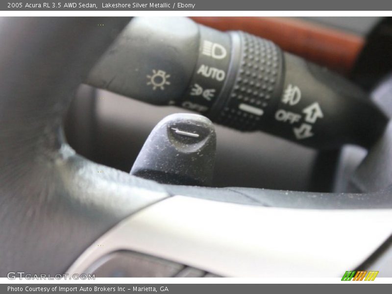  2005 RL 3.5 AWD Sedan 5 Speed Automatic Shifter