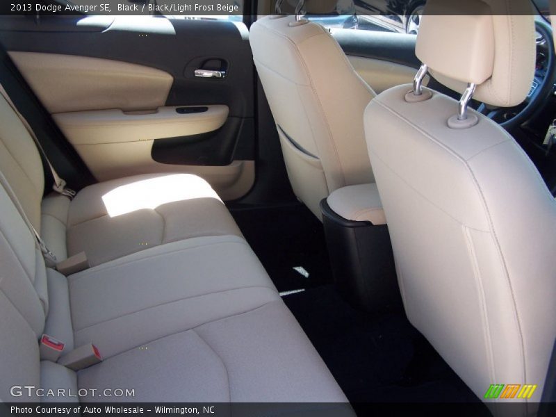 Black / Black/Light Frost Beige 2013 Dodge Avenger SE
