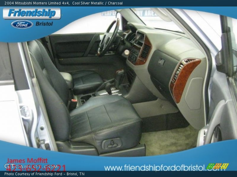 Cool Silver Metallic / Charcoal 2004 Mitsubishi Montero Limited 4x4