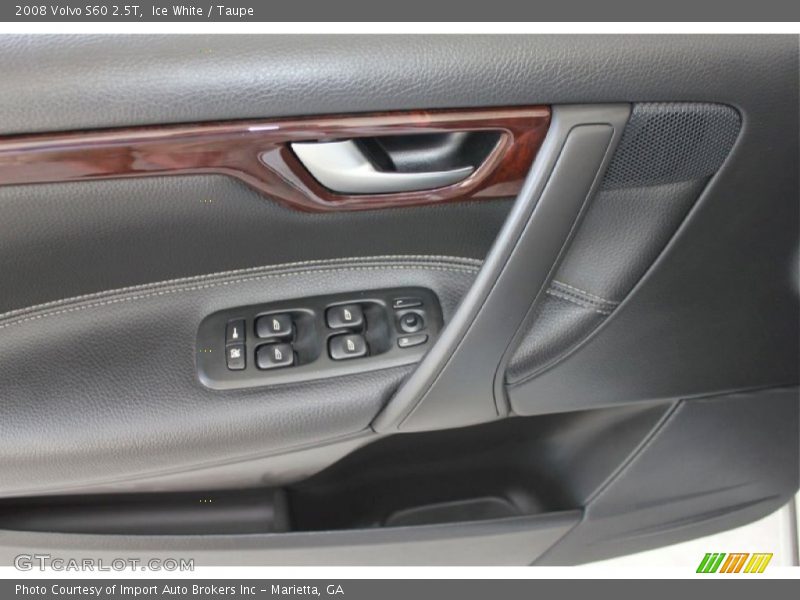 Ice White / Taupe 2008 Volvo S60 2.5T