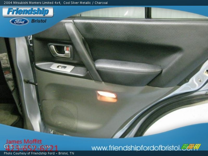 Cool Silver Metallic / Charcoal 2004 Mitsubishi Montero Limited 4x4