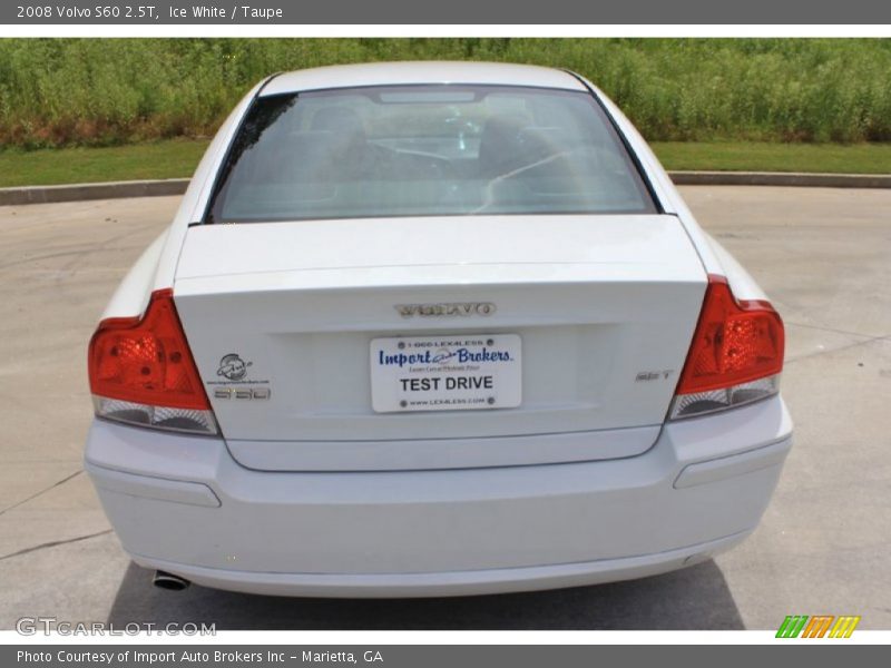 Ice White / Taupe 2008 Volvo S60 2.5T