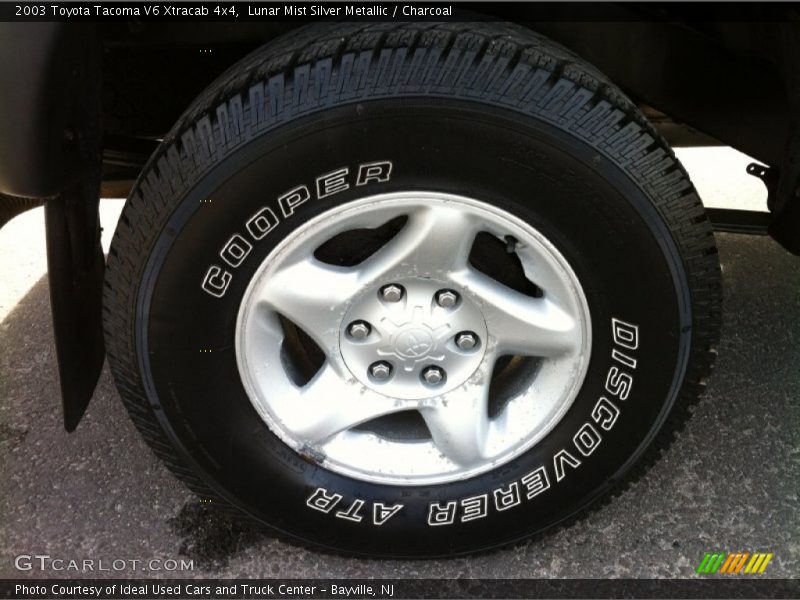 Lunar Mist Silver Metallic / Charcoal 2003 Toyota Tacoma V6 Xtracab 4x4