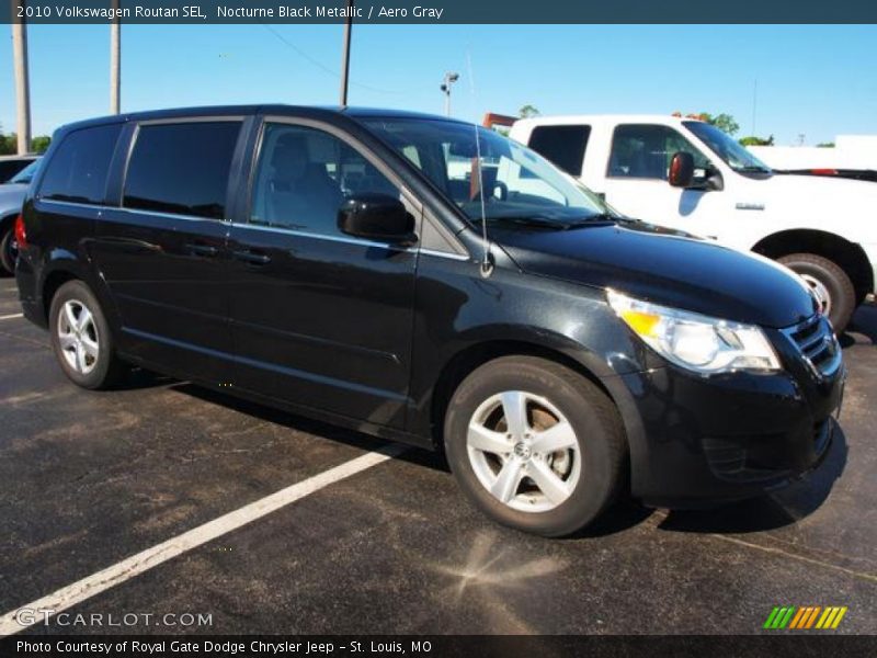Nocturne Black Metallic / Aero Gray 2010 Volkswagen Routan SEL