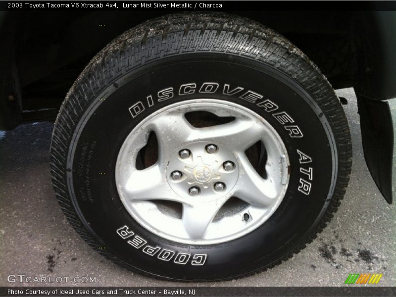Lunar Mist Silver Metallic / Charcoal 2003 Toyota Tacoma V6 Xtracab 4x4