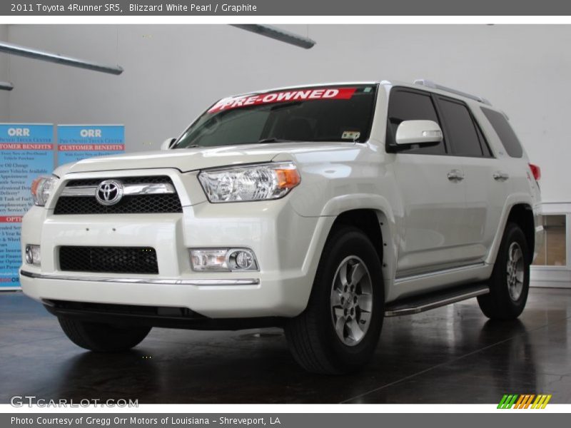 Blizzard White Pearl / Graphite 2011 Toyota 4Runner SR5