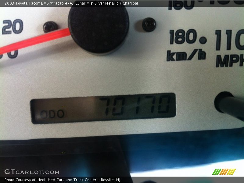 Lunar Mist Silver Metallic / Charcoal 2003 Toyota Tacoma V6 Xtracab 4x4