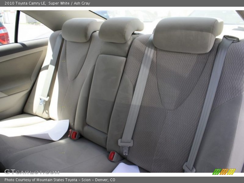 Super White / Ash Gray 2010 Toyota Camry LE