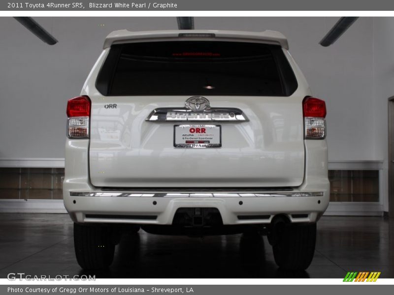 Blizzard White Pearl / Graphite 2011 Toyota 4Runner SR5