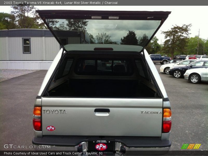 Lunar Mist Silver Metallic / Charcoal 2003 Toyota Tacoma V6 Xtracab 4x4