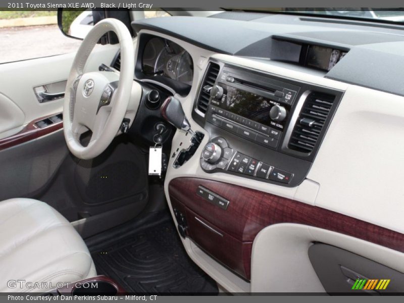 Black / Light Gray 2011 Toyota Sienna XLE AWD