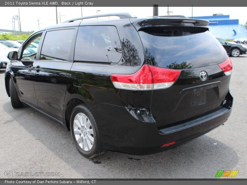 Black / Light Gray 2011 Toyota Sienna XLE AWD