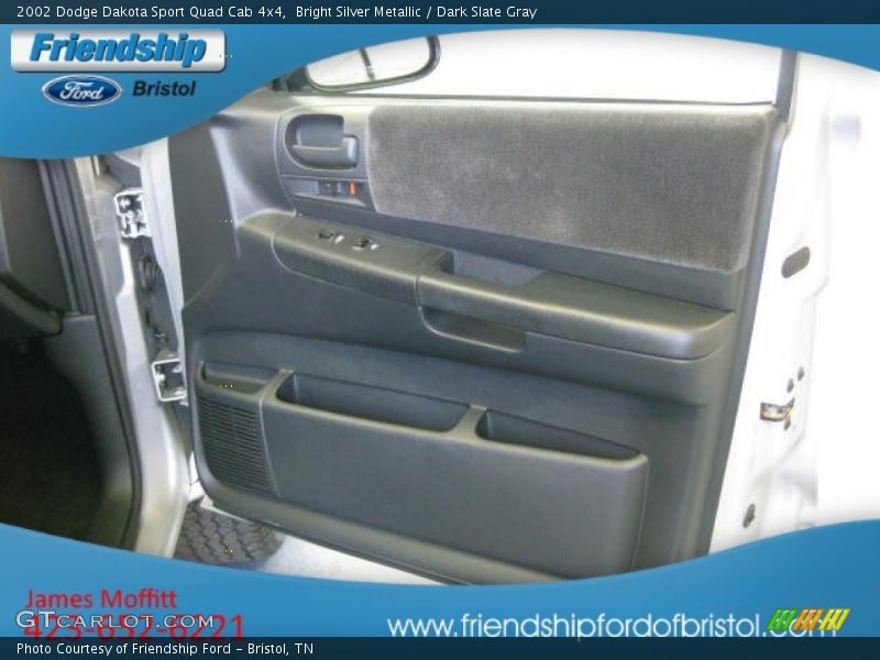 Bright Silver Metallic / Dark Slate Gray 2002 Dodge Dakota Sport Quad Cab 4x4