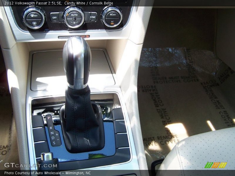 Candy White / Cornsilk Beige 2012 Volkswagen Passat 2.5L SE