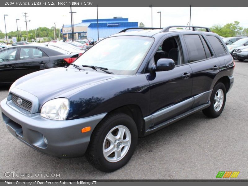 Front 3/4 View of 2004 Santa Fe GLS