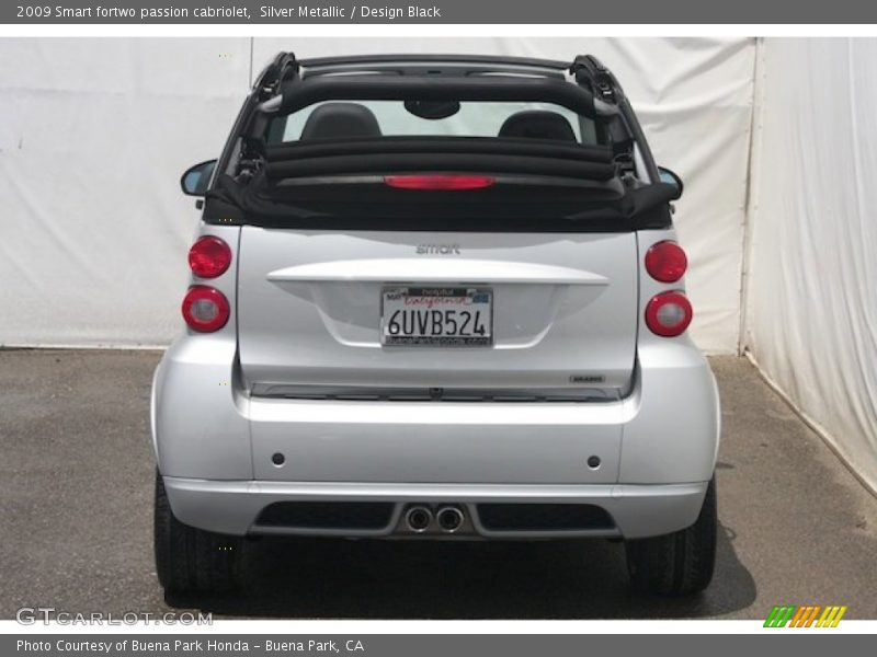Silver Metallic / Design Black 2009 Smart fortwo passion cabriolet