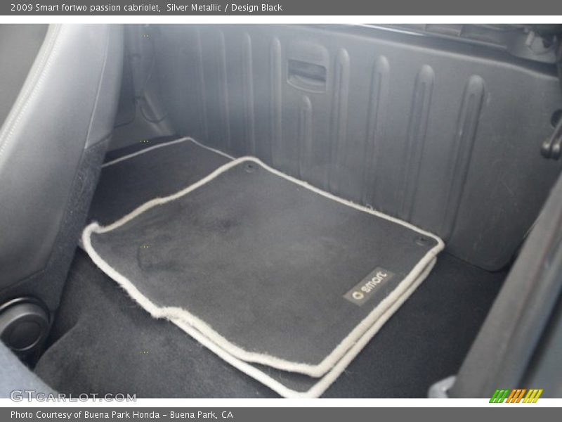 Silver Metallic / Design Black 2009 Smart fortwo passion cabriolet