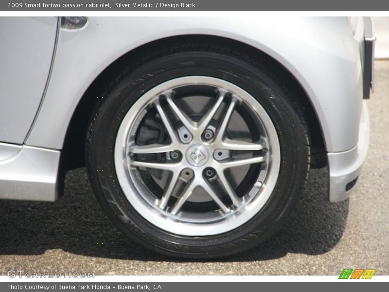 Silver Metallic / Design Black 2009 Smart fortwo passion cabriolet