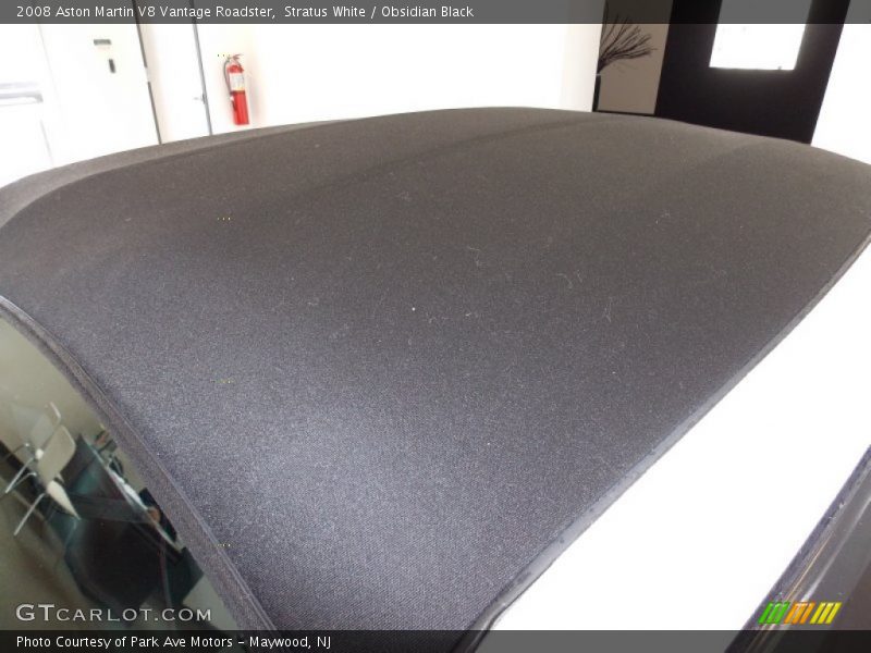 Stratus White / Obsidian Black 2008 Aston Martin V8 Vantage Roadster
