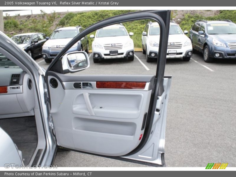 Reflex Silver Metallic / Kristal Grey 2005 Volkswagen Touareg V6