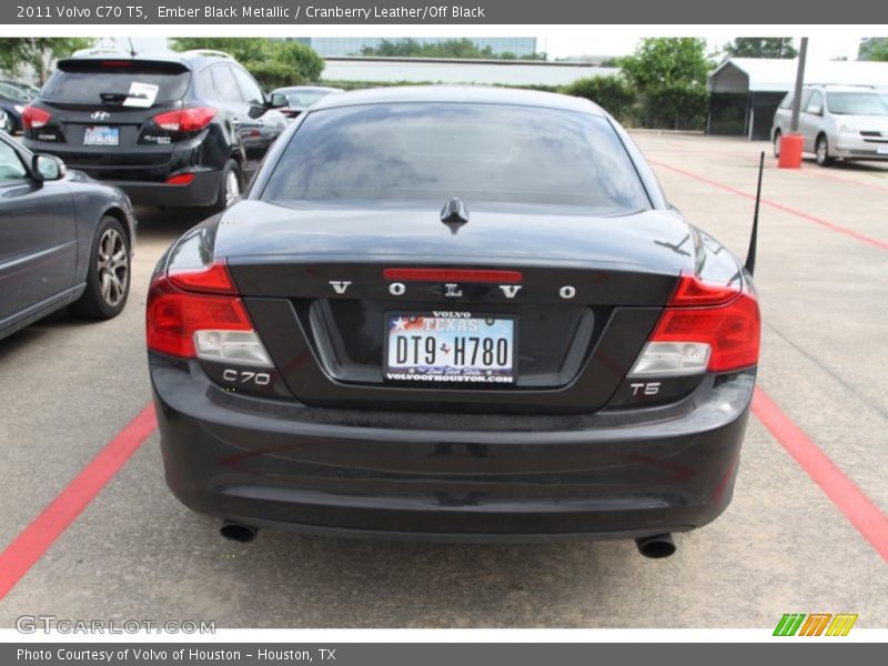 Ember Black Metallic / Cranberry Leather/Off Black 2011 Volvo C70 T5