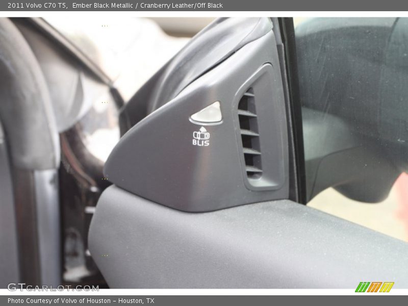 Ember Black Metallic / Cranberry Leather/Off Black 2011 Volvo C70 T5