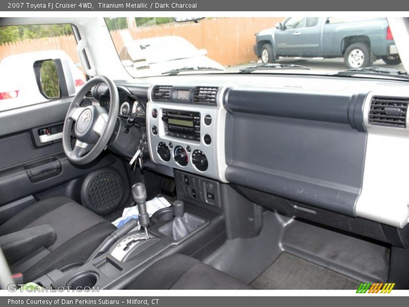 Titanium Metallic / Dark Charcoal 2007 Toyota FJ Cruiser 4WD