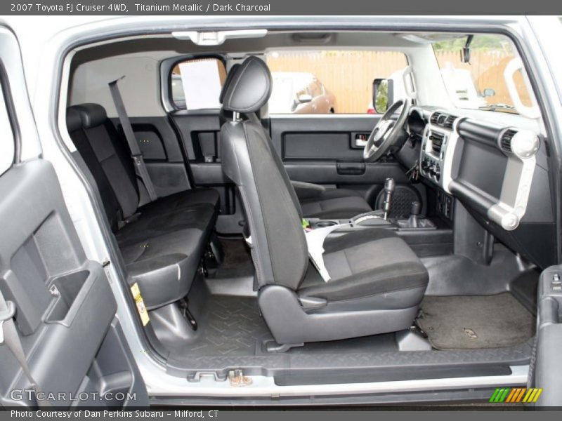 Titanium Metallic / Dark Charcoal 2007 Toyota FJ Cruiser 4WD