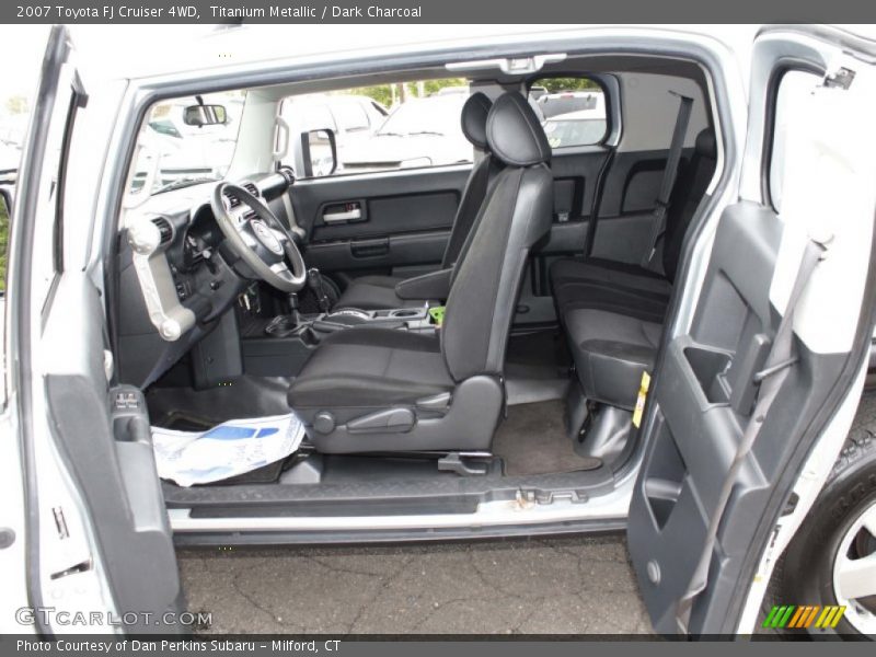 Titanium Metallic / Dark Charcoal 2007 Toyota FJ Cruiser 4WD