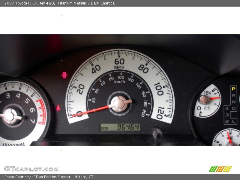 Titanium Metallic / Dark Charcoal 2007 Toyota FJ Cruiser 4WD