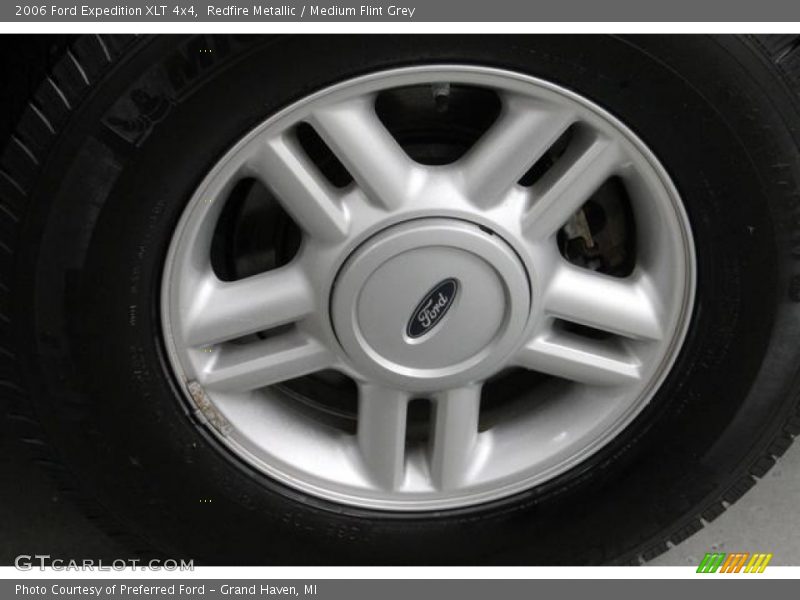 Redfire Metallic / Medium Flint Grey 2006 Ford Expedition XLT 4x4
