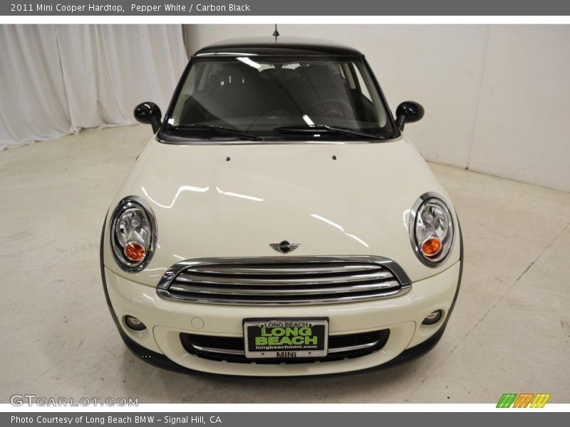 Pepper White / Carbon Black 2011 Mini Cooper Hardtop