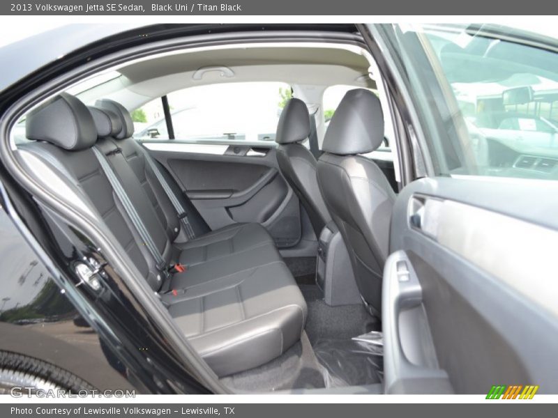 Black Uni / Titan Black 2013 Volkswagen Jetta SE Sedan