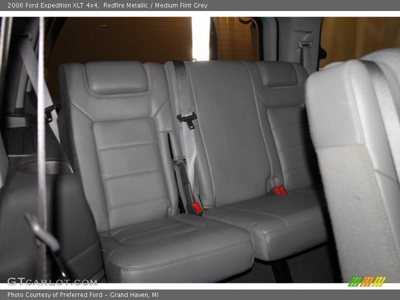 Redfire Metallic / Medium Flint Grey 2006 Ford Expedition XLT 4x4