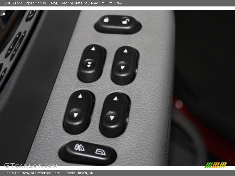 Redfire Metallic / Medium Flint Grey 2006 Ford Expedition XLT 4x4