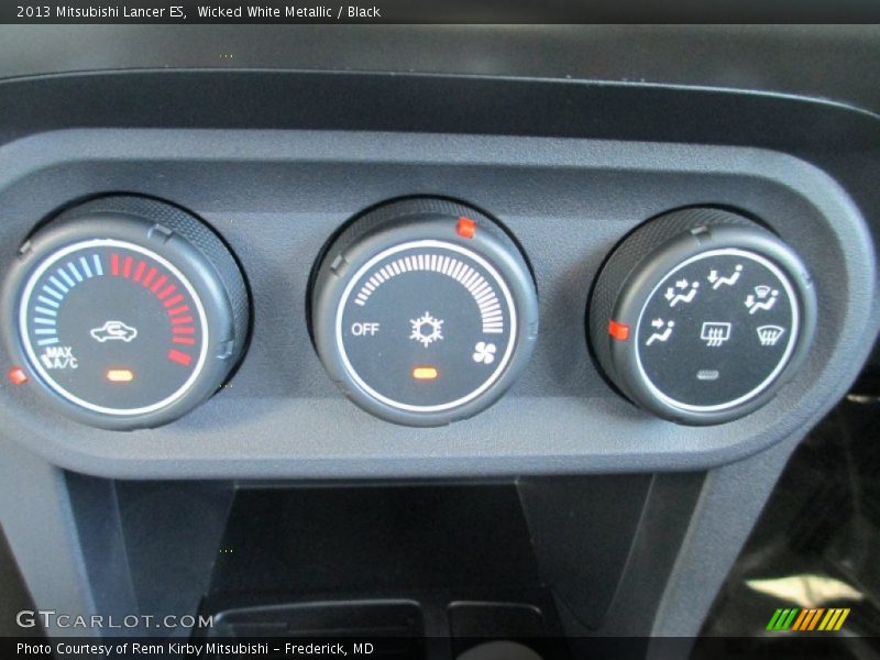 Wicked White Metallic / Black 2013 Mitsubishi Lancer ES
