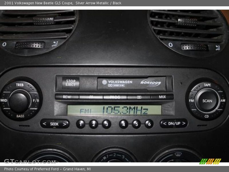 Silver Arrow Metallic / Black 2001 Volkswagen New Beetle GLS Coupe