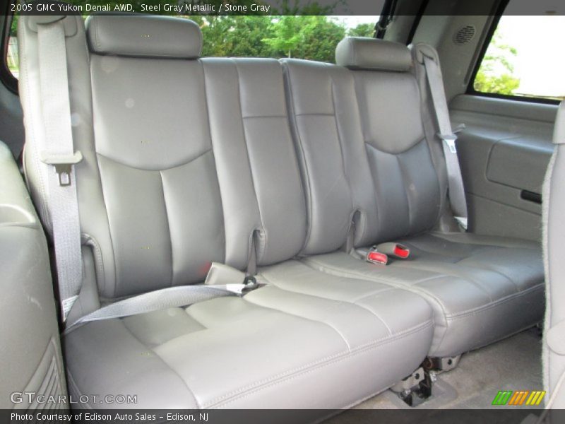 Steel Gray Metallic / Stone Gray 2005 GMC Yukon Denali AWD