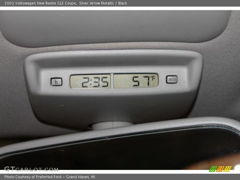 Silver Arrow Metallic / Black 2001 Volkswagen New Beetle GLS Coupe