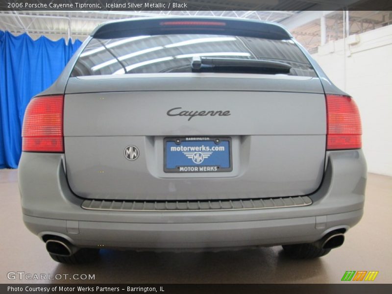 Iceland Silver Metallic / Black 2006 Porsche Cayenne Tiptronic