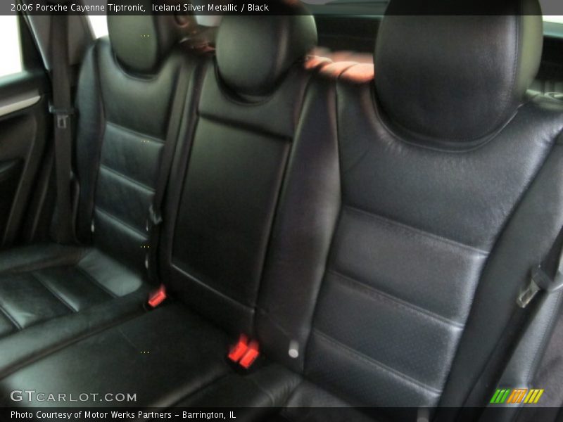 Iceland Silver Metallic / Black 2006 Porsche Cayenne Tiptronic